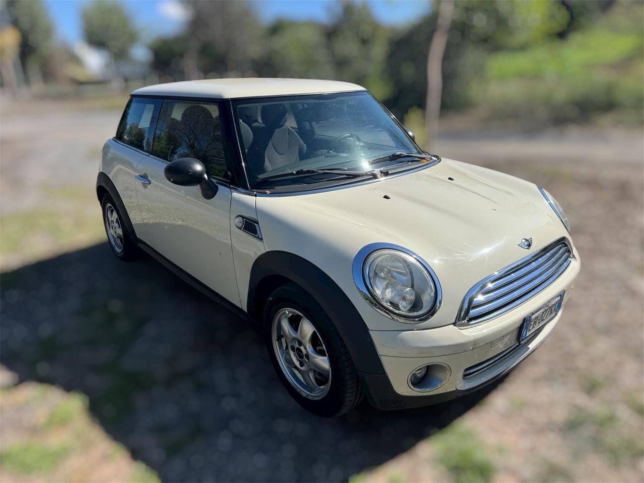 Mini ONE 1.4 benzina-2010