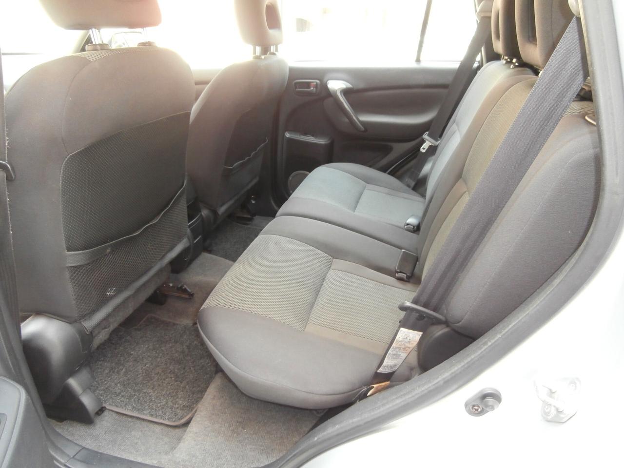 Toyota RAV 4 RAV4 2.0 Tdi D-4D cat 5 porte