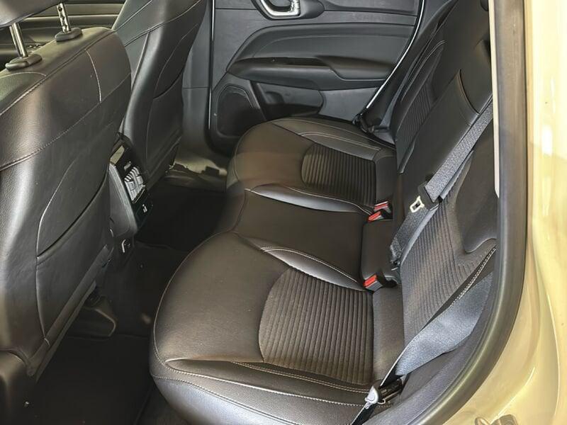 Jeep Compass e-Hybrid 1.5 Turbo MHEV T4 96kW Limited DDCT