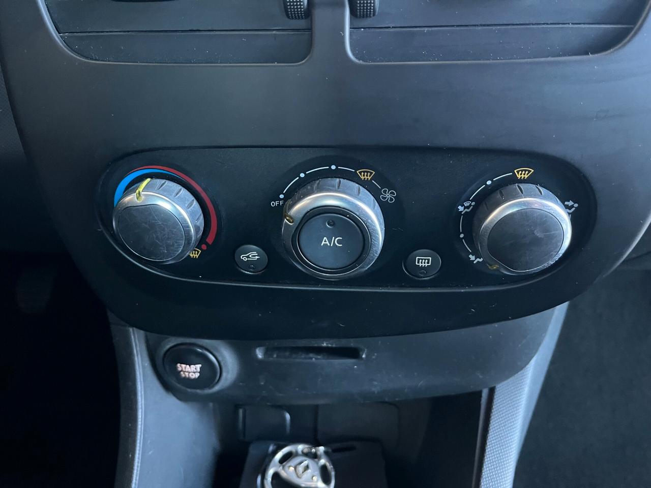 Renault Clio 1.2 75CV 5 porte Live