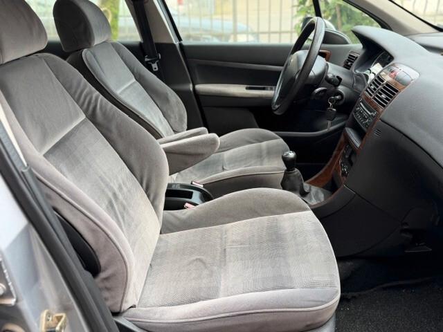 Peugeot 307 1.4 16V 5p. adatta a neopatentati