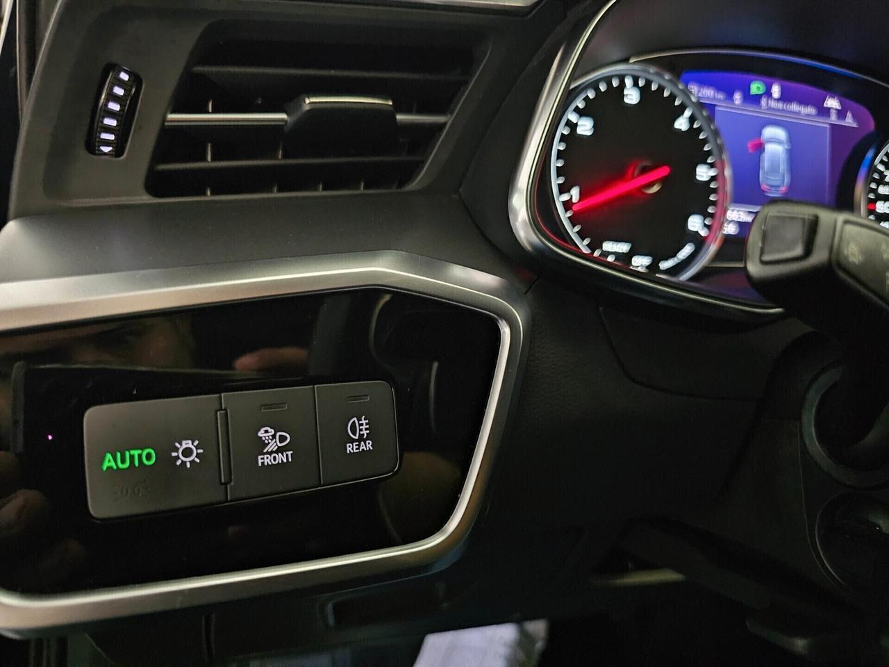 Audi A6 Av. 40 2.0 TDI quattro ultra S tronic Bus.