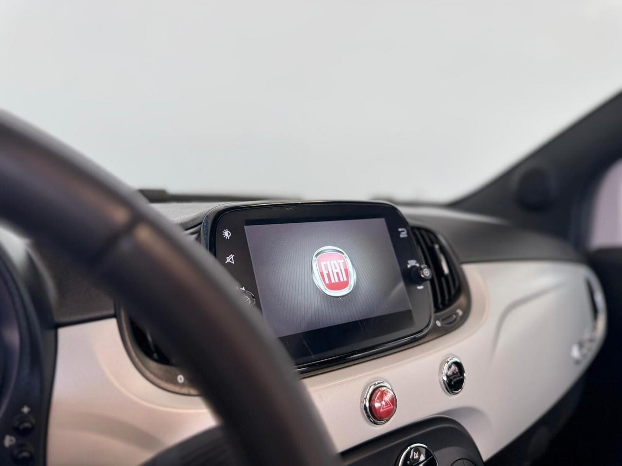 Fiat 500 C 1.0 Hybrid 70 CV Dolcevita