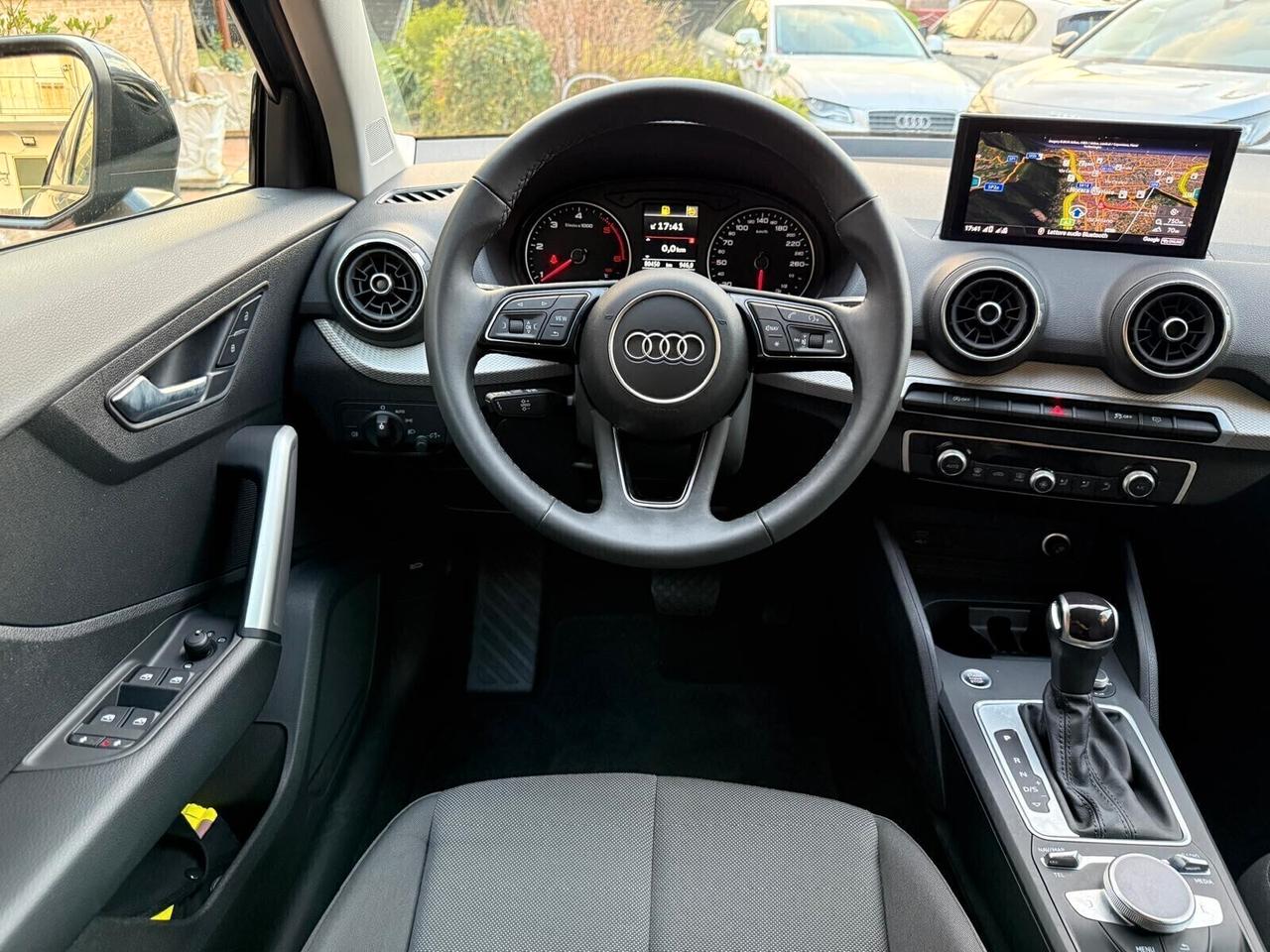 Audi Q2 35 TDI S tronic Business