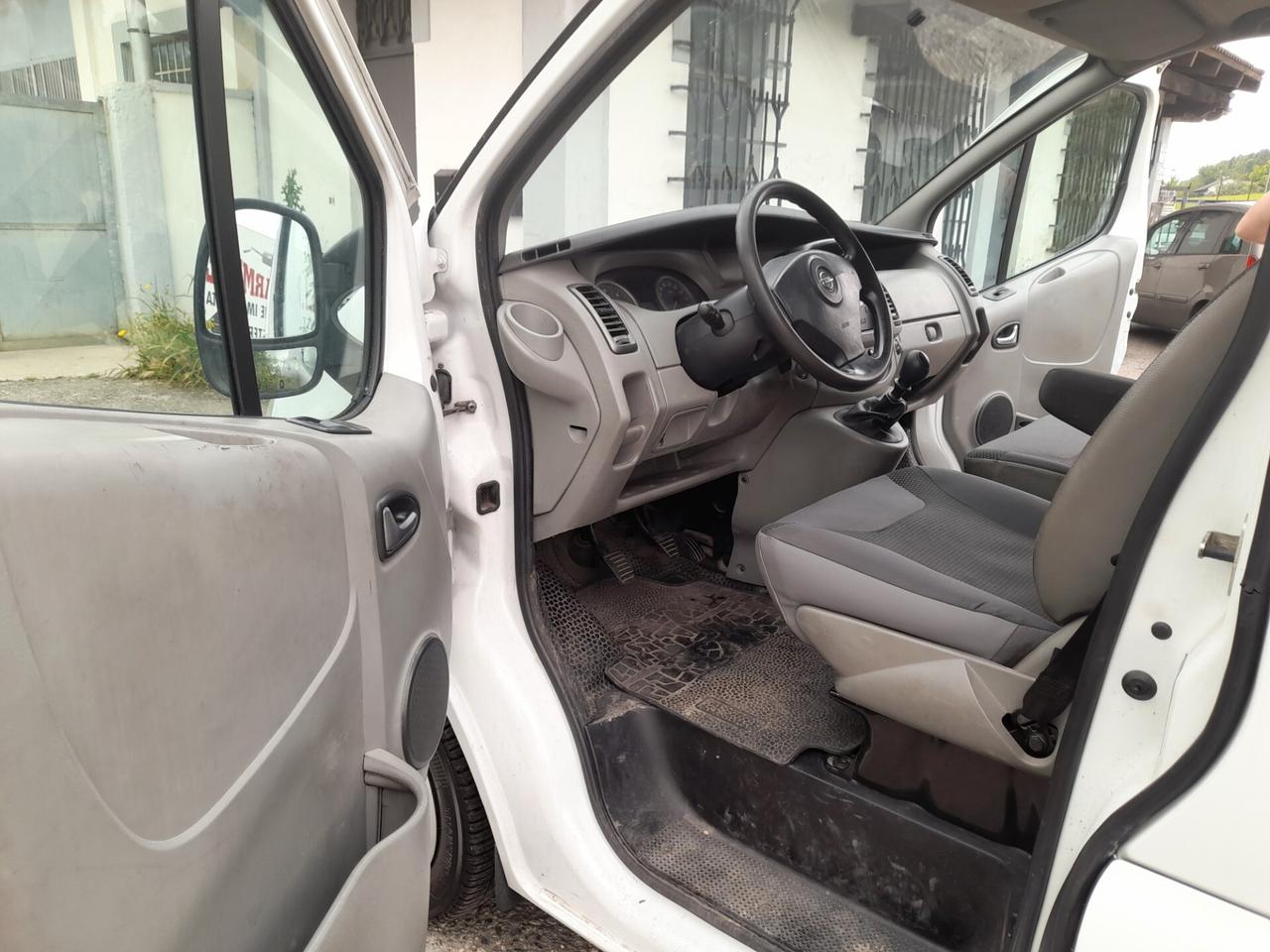 VIVARO GANCIO TRAINO