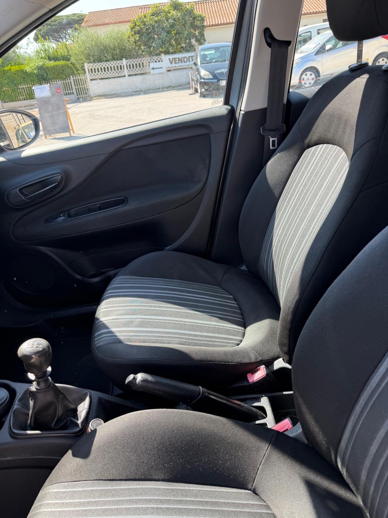 Fiat Grande Punto 1.4 5 porte S&S Dynamic NEOPATENTATI