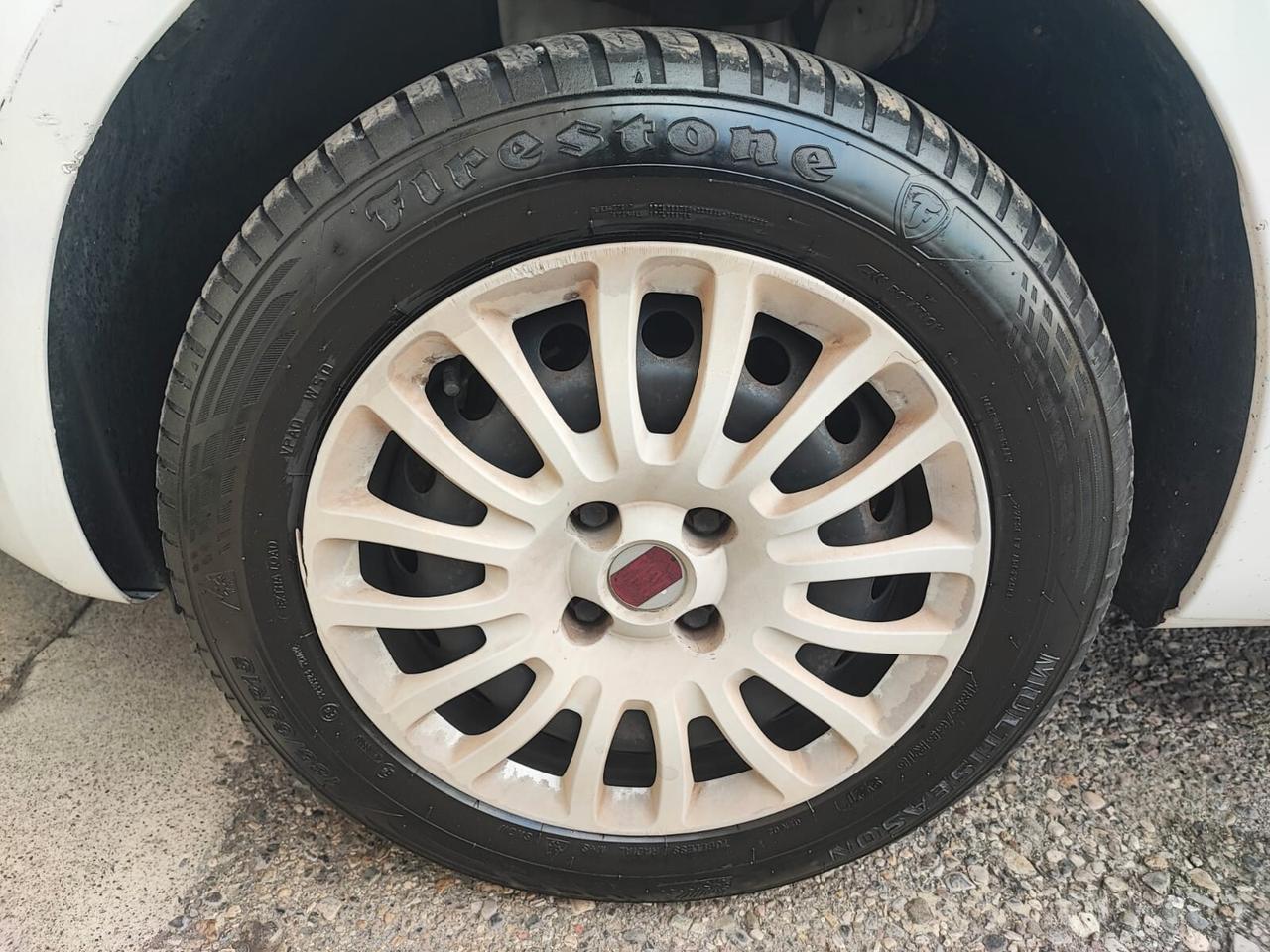 Fiat Grande Punto 1.4 5 porte BENZINA METANO 2009