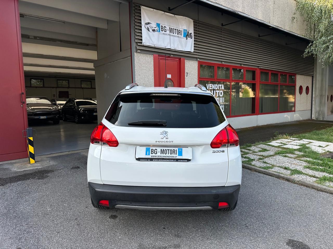 Peugeot 2008 1.2 puretech 12v Allure 82cv E6 UNIPROPR. OK NEOPATENTATI TETTO PANORAMICO