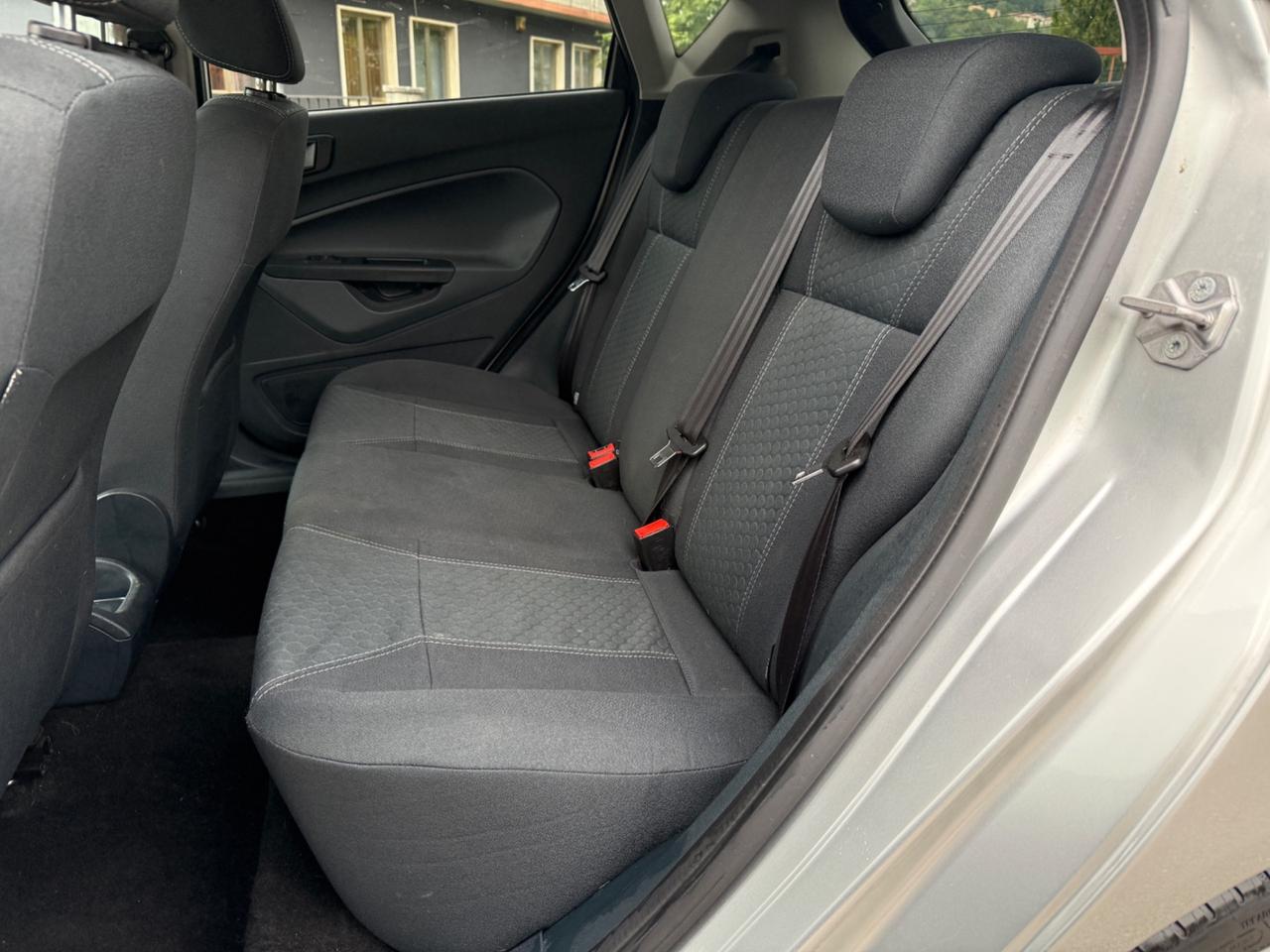 Ford Fiesta 1.4 5 porte GPL Titanium 96cv