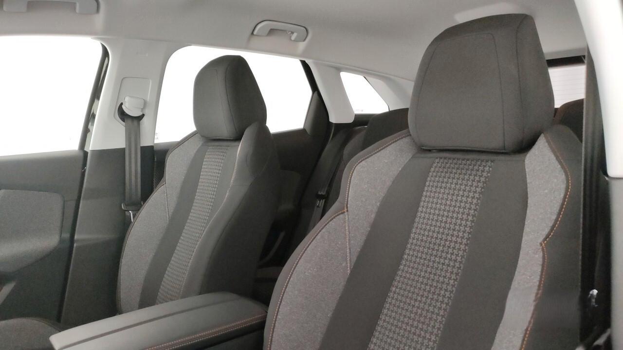 Peugeot 3008 BlueHDi 130 S&S Active Business