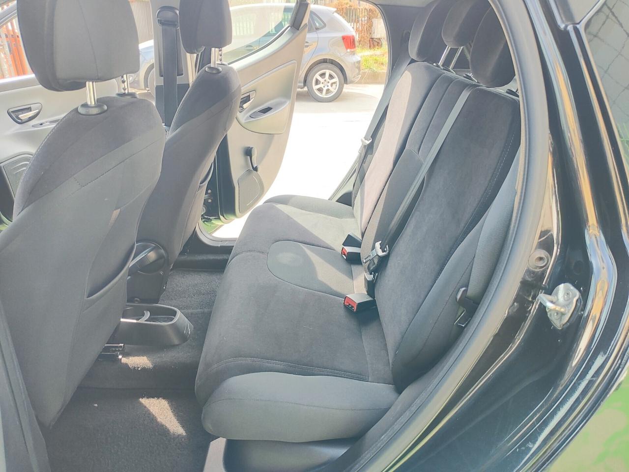 LANCIA YPSILON 1.2 GPL NEOPATENTATI