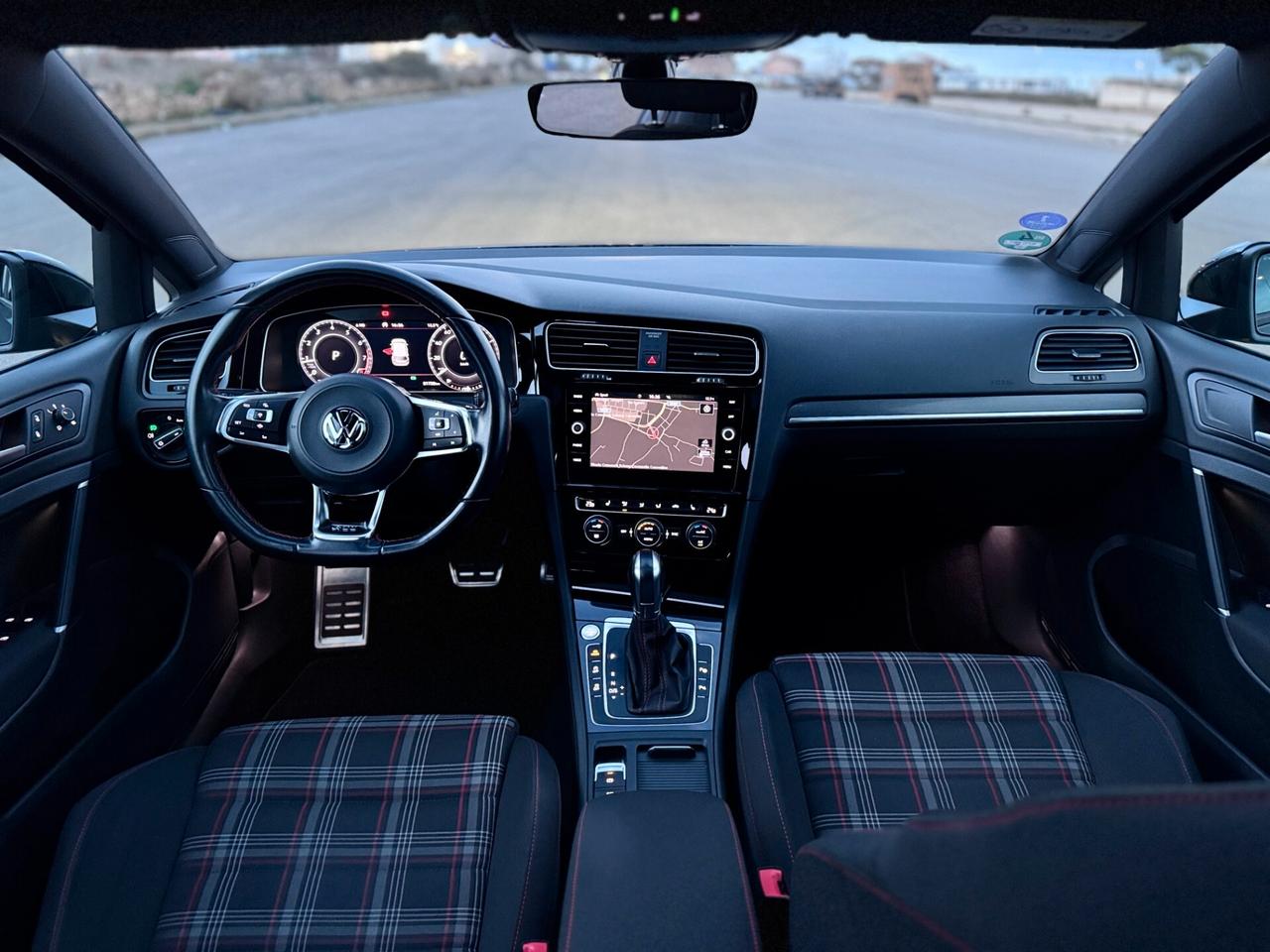 Volkswagen Golf 7.5 GTI Performance 245 CV TETTO*DSG*FULL