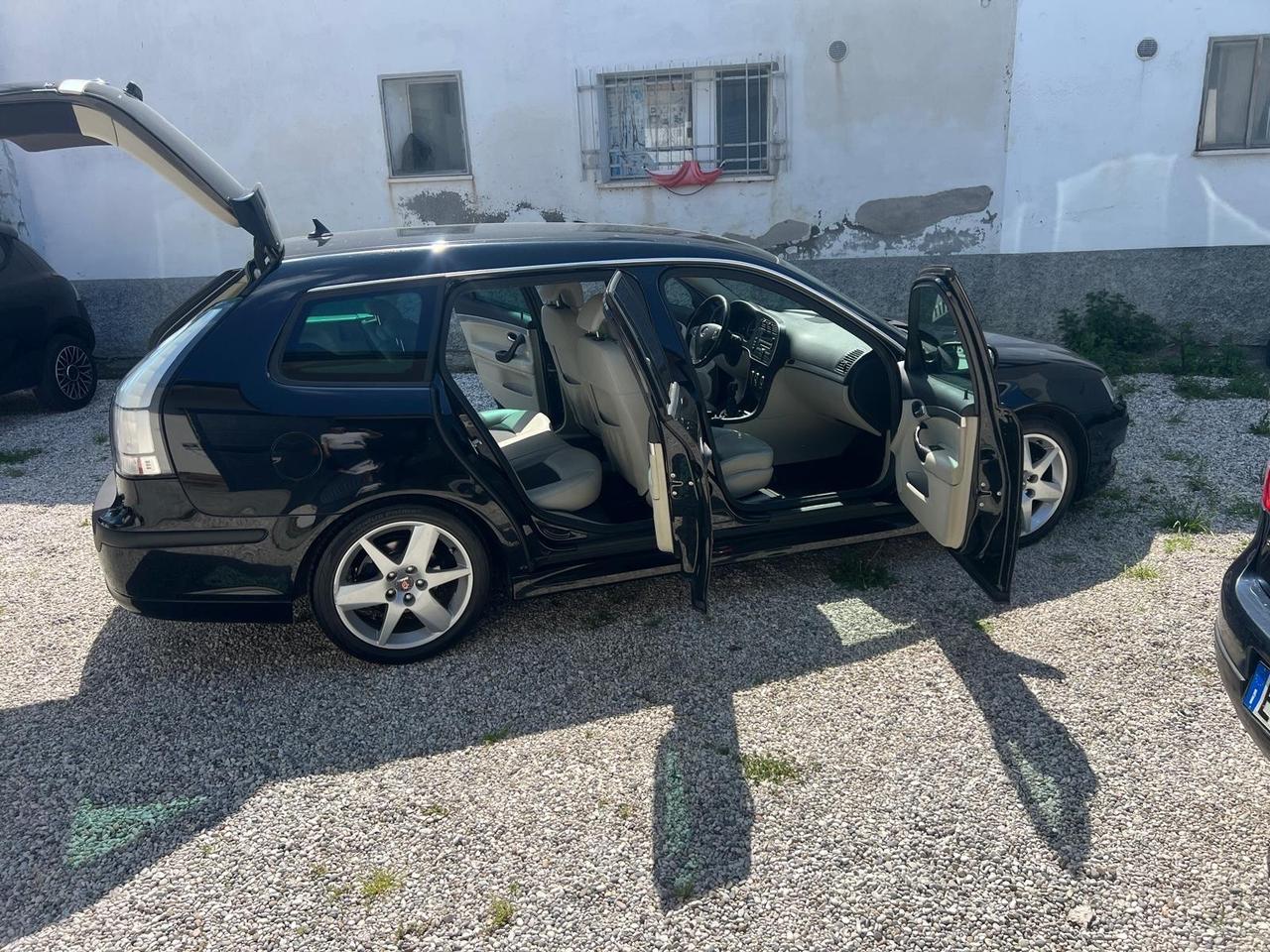 Saab 9-3 SportHatch 1.8 GPL