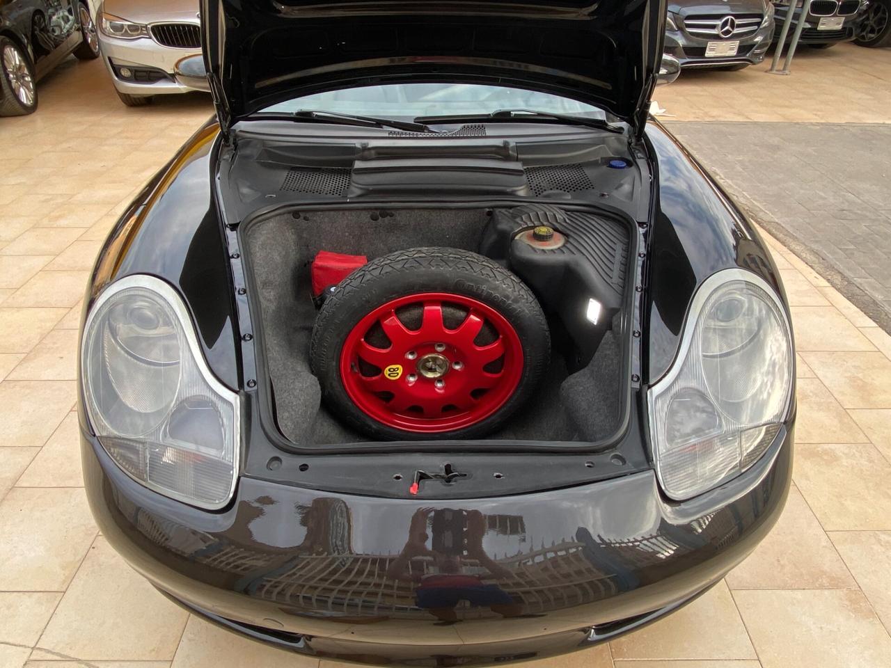 Porsche Boxster 2.5i 24V cat
