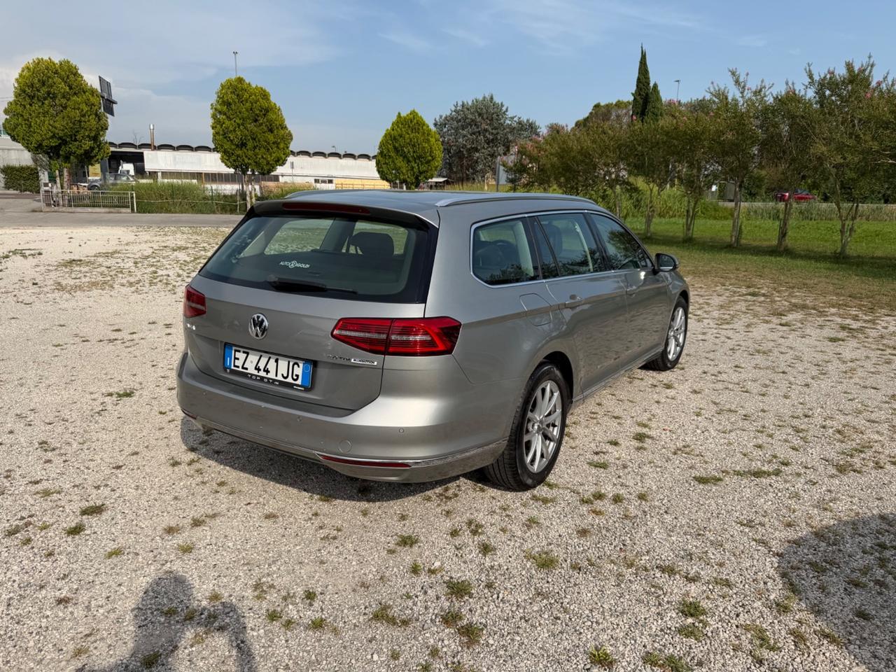 Volkswagen Passat Variant 2.0 TDI DSG Comfortline BlueMotion Technology