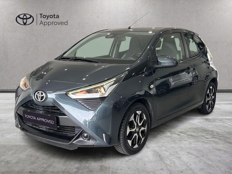 Toyota Aygo Aygo 5p 1.0 x-play m-mt 72cv
