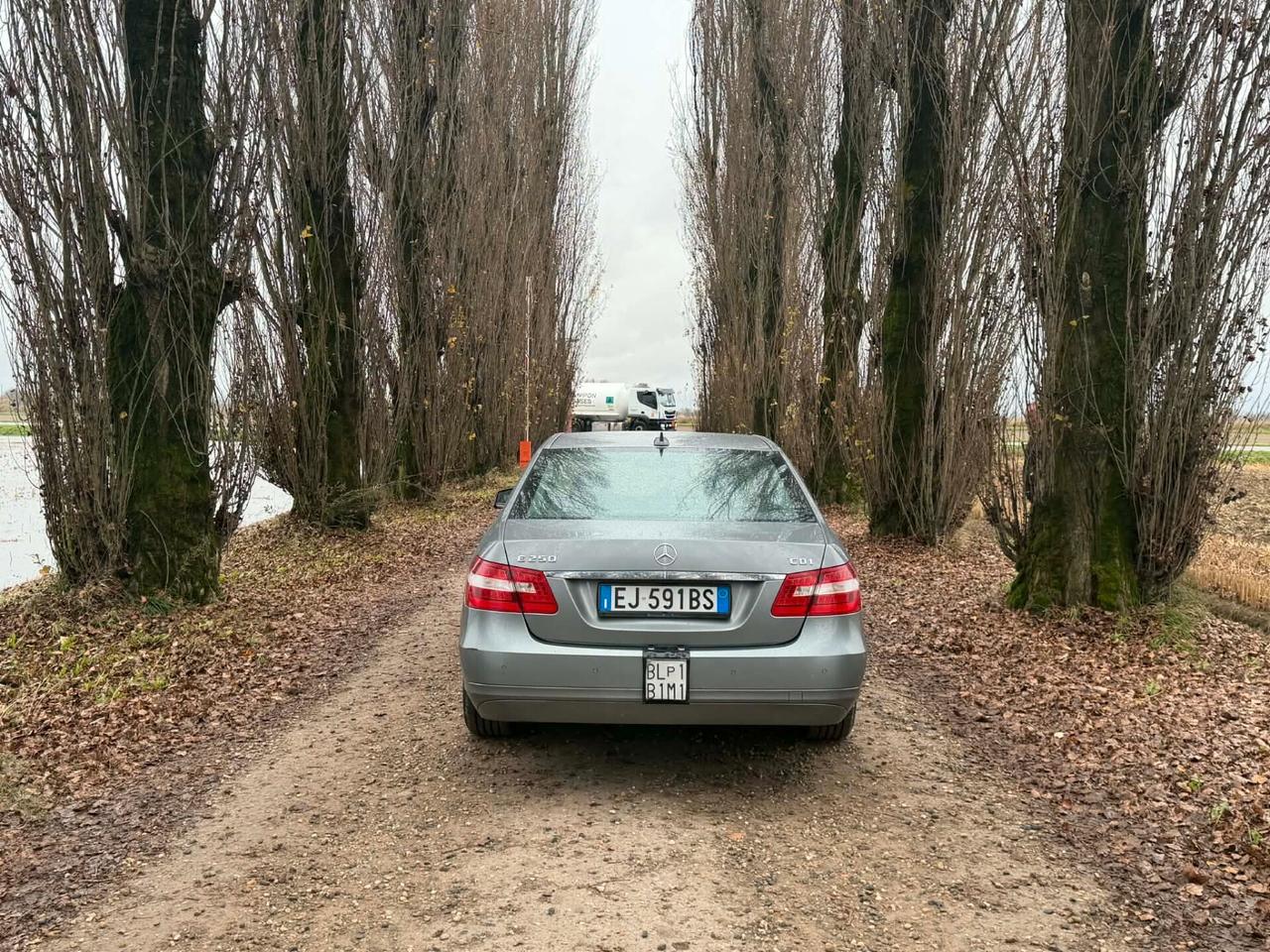 Mercedes-benz E 250 CDI BlueEFFICIENCY AMG Avantgarde 2012