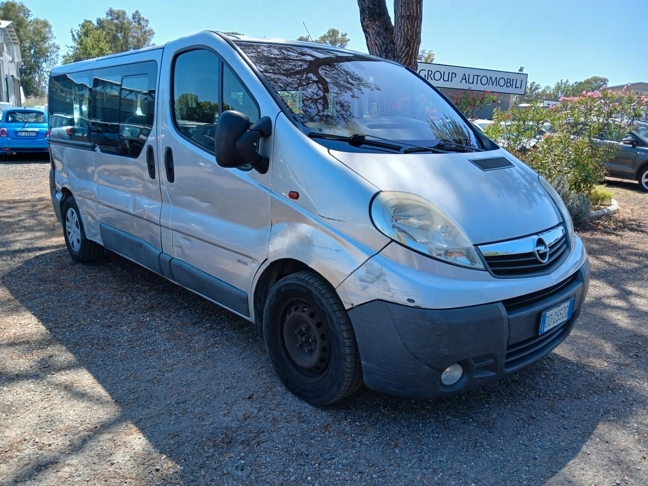 Opel Vivaro 29 2.5 CDTI PL-TN Combi Semivetrato