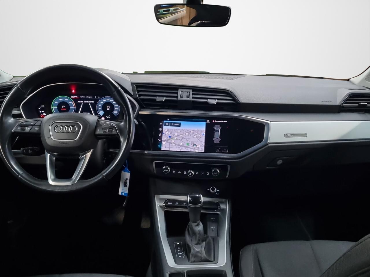Audi Q3 SPB 45 TFSI e S tronic Business Plus