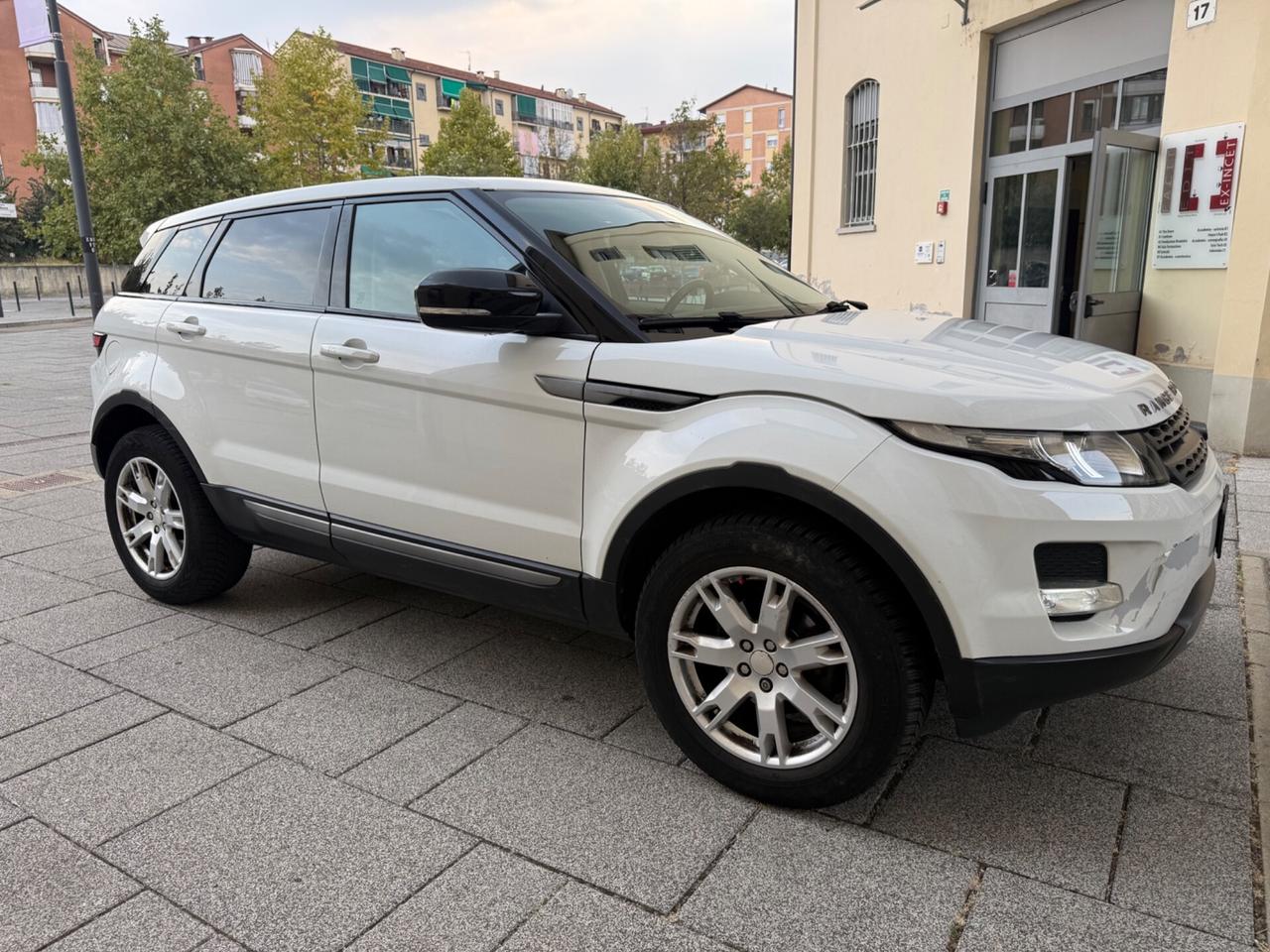 Land Rover Range Evoque 2.2 TD4 5p. Prestige
