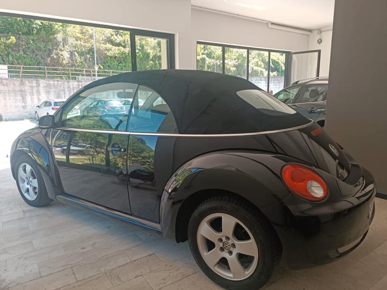 Volkswagen New Beetle 1.4 16V Cabrio OK NEOPATENTATI