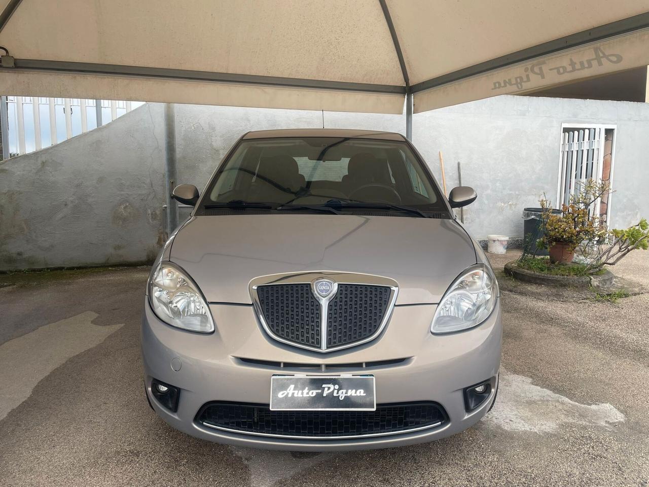 Lancia Ypsilon 1.2 Argento