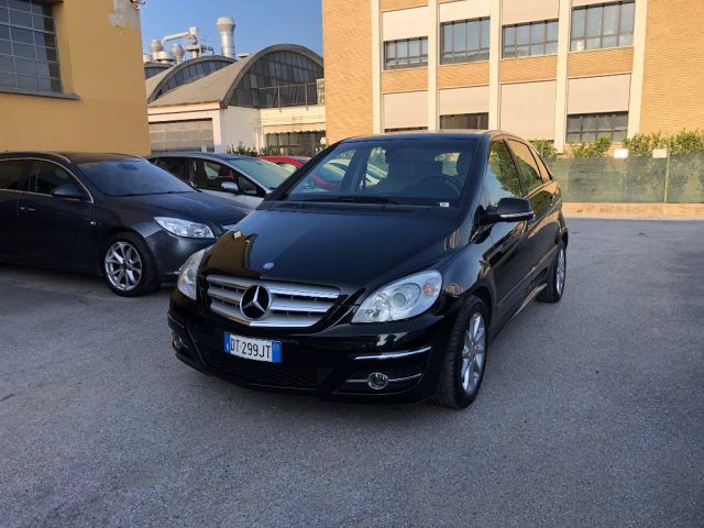 MERCEDES-BENZ B 180 CDI Sport