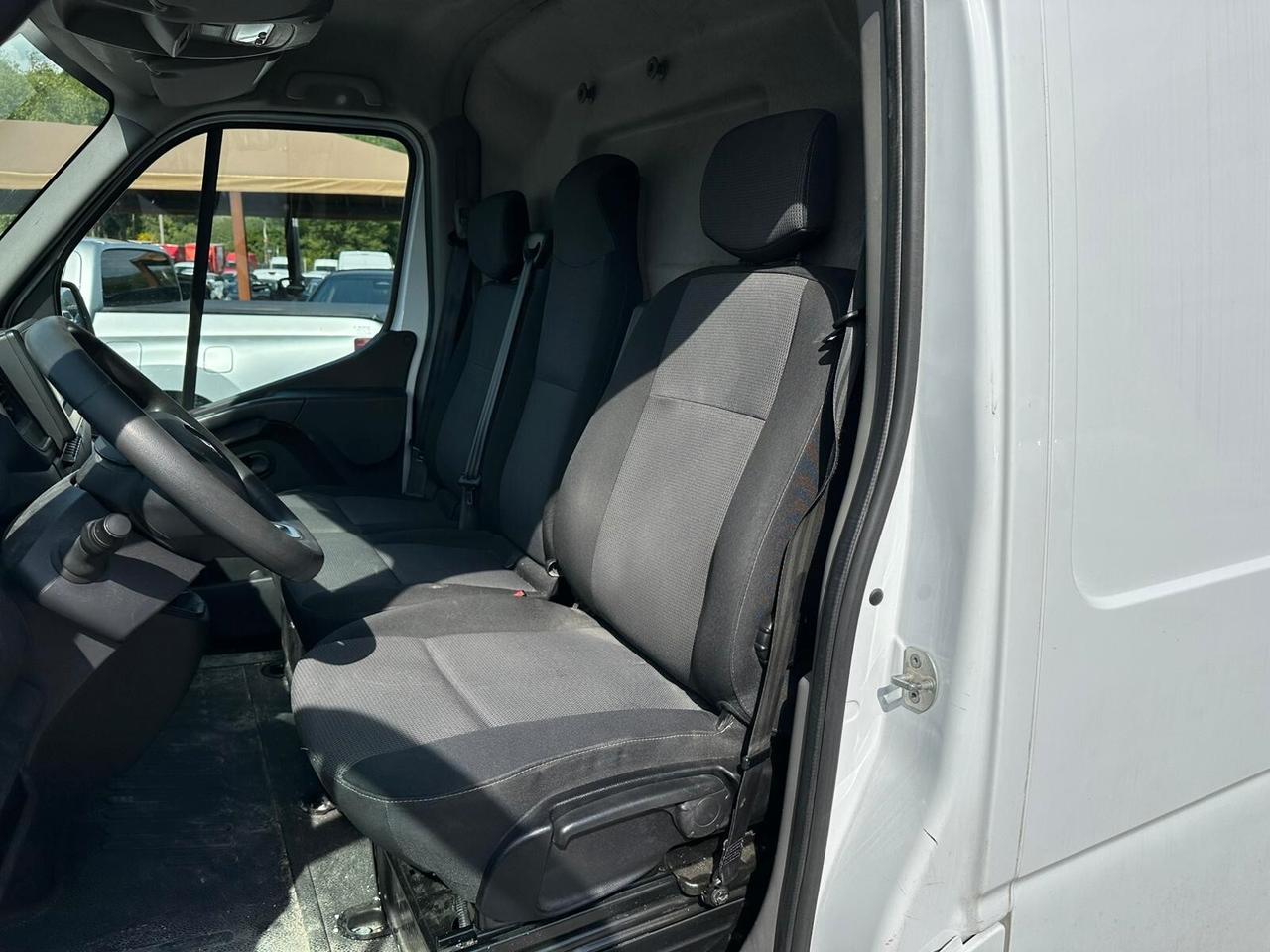 RENAULT MASTER 35 QUINTALI PASSSO LUNGO TETTO ALTO
