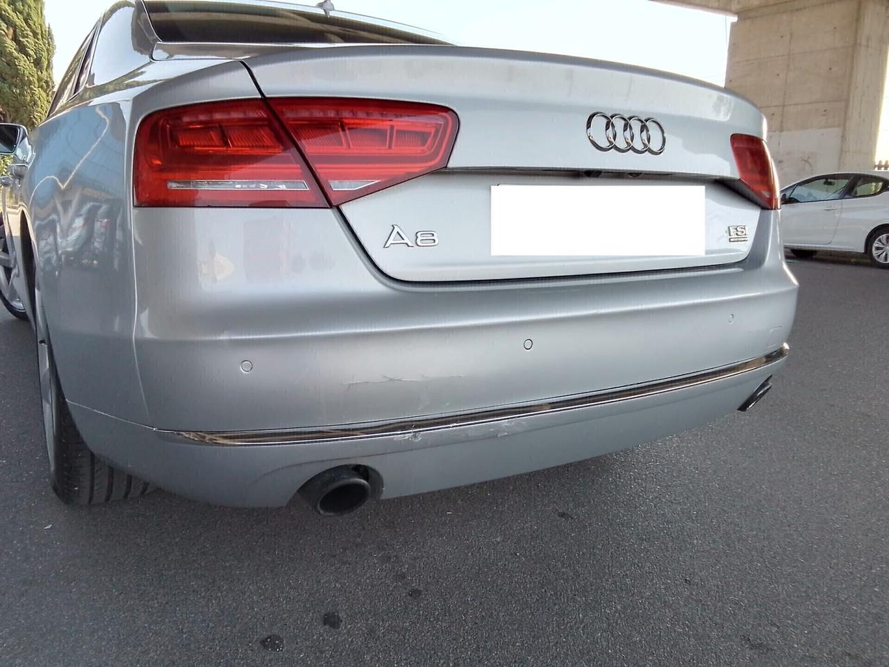 Audi A8 4.2 V8 FSI quattro tiptronic