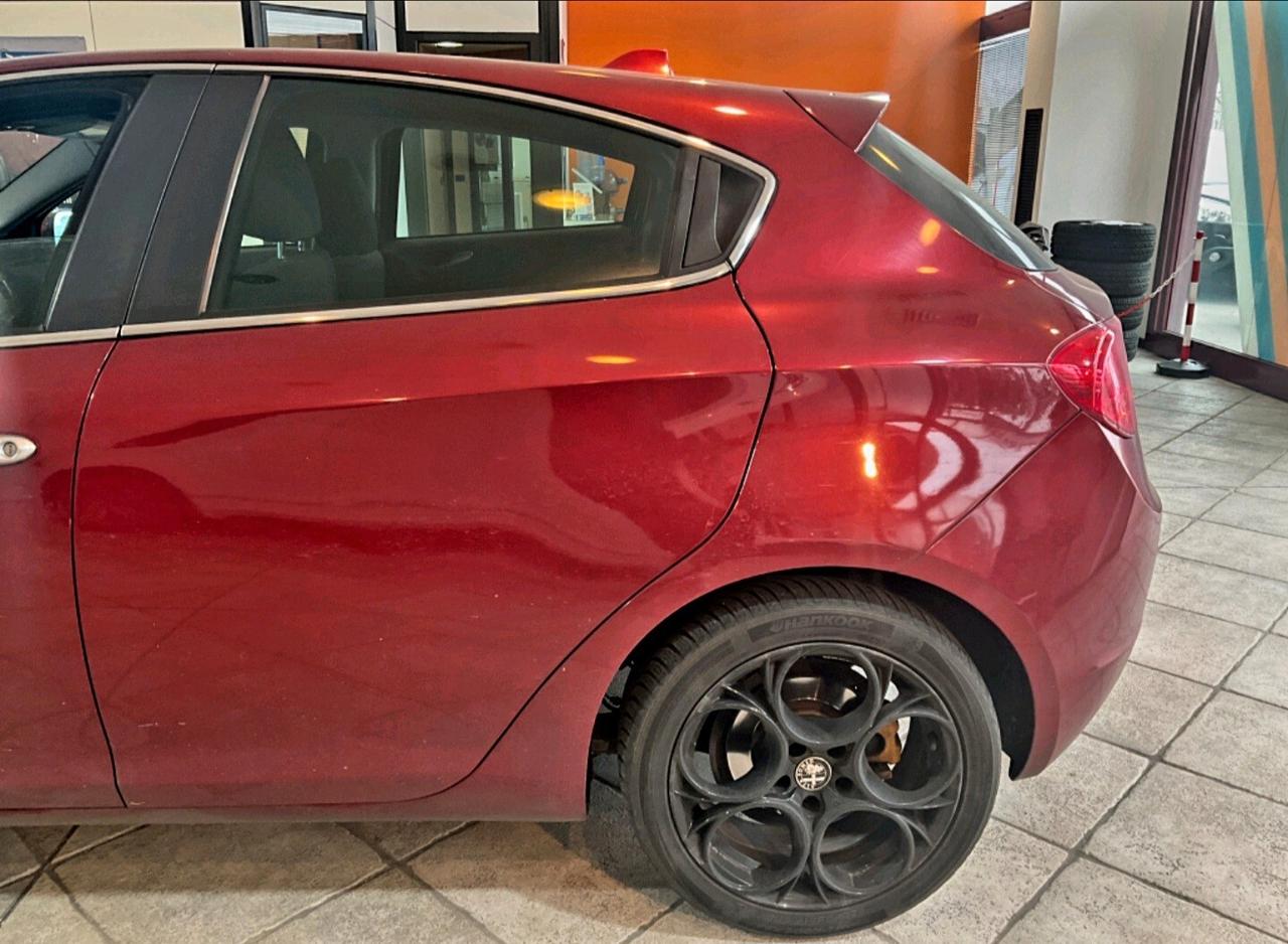 Alfa Romeo Giulietta 1.4 Turbo T JET GPL 120 CV Distinctive