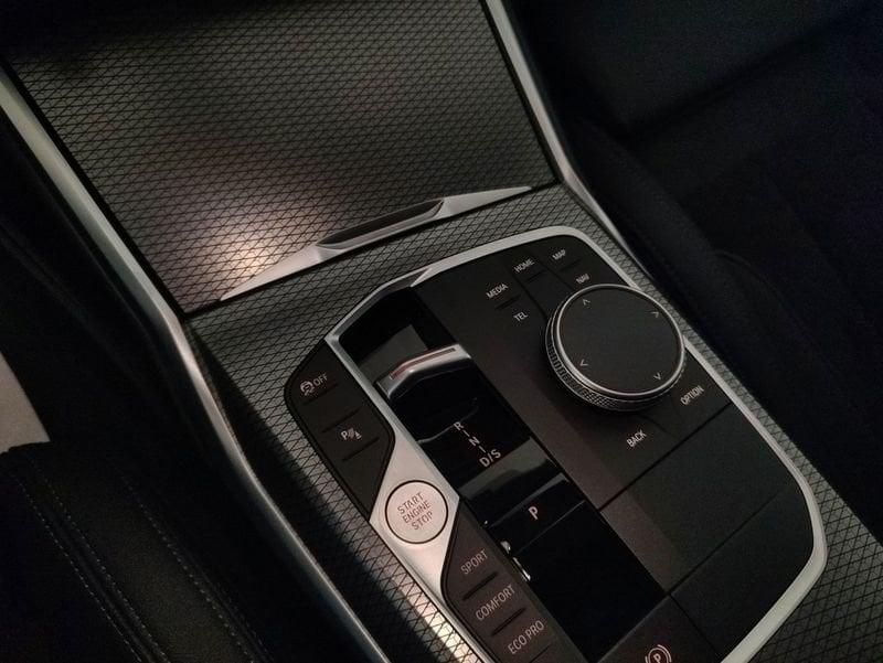 BMW Serie 3 G21 2022 Touring 320d Touring mhev 48V xdrive auto
