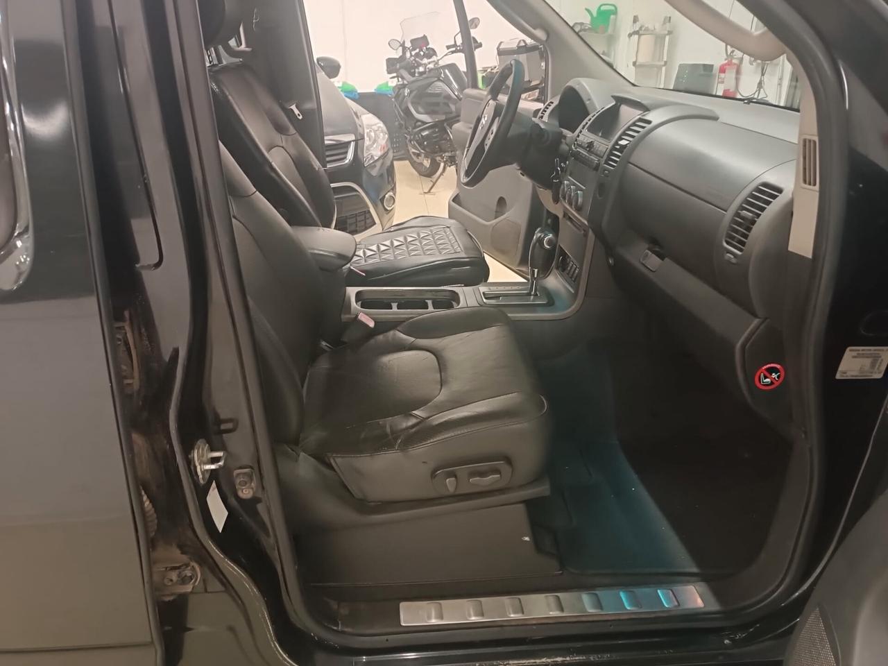 Nissan Navara 2.5 dCi 4 porte Double IVA DEDUCIBILE