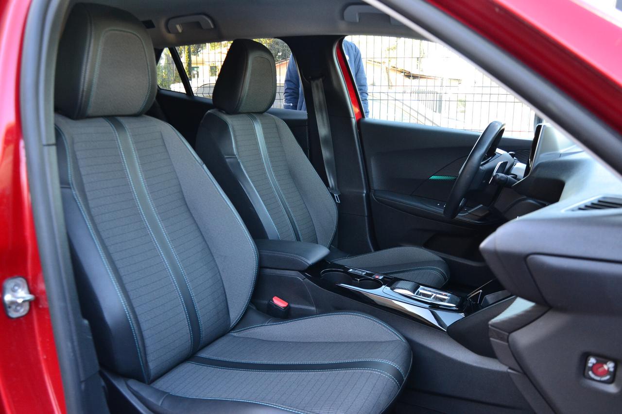 Peugeot 2008 1.2 130CV ALLURE AUTOM. **PREZZO REALE**UNIPRO'**