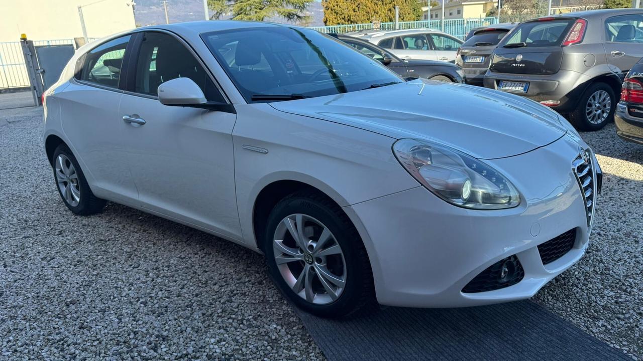 Alfa Romeo Giulietta 1.6 JTDm-2 105 CV Distinctive