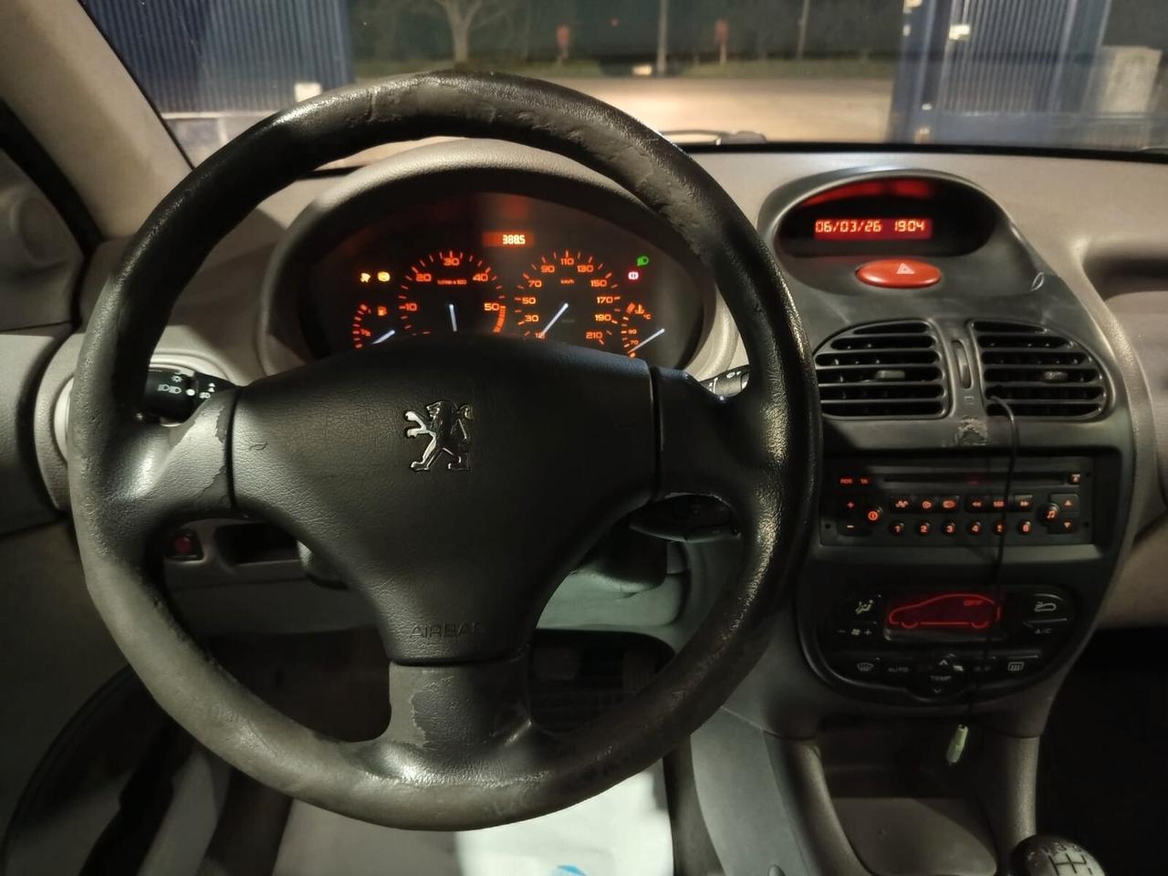 Peugeot 206 1.4 HDi 5p. XT