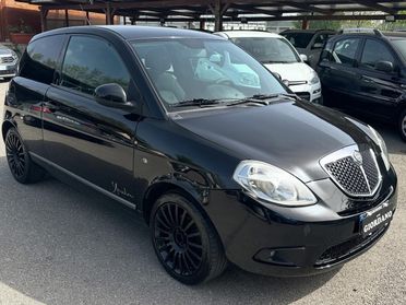 Lancia Ypsilon 1.3 MJT 90 CV MomoDesign