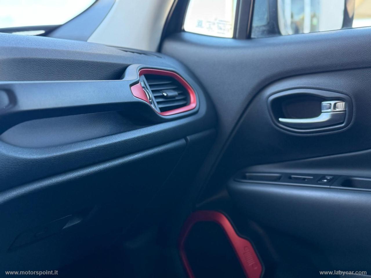 JEEP Renegade 1.3 T4 PHEV 4xe Trailhawk