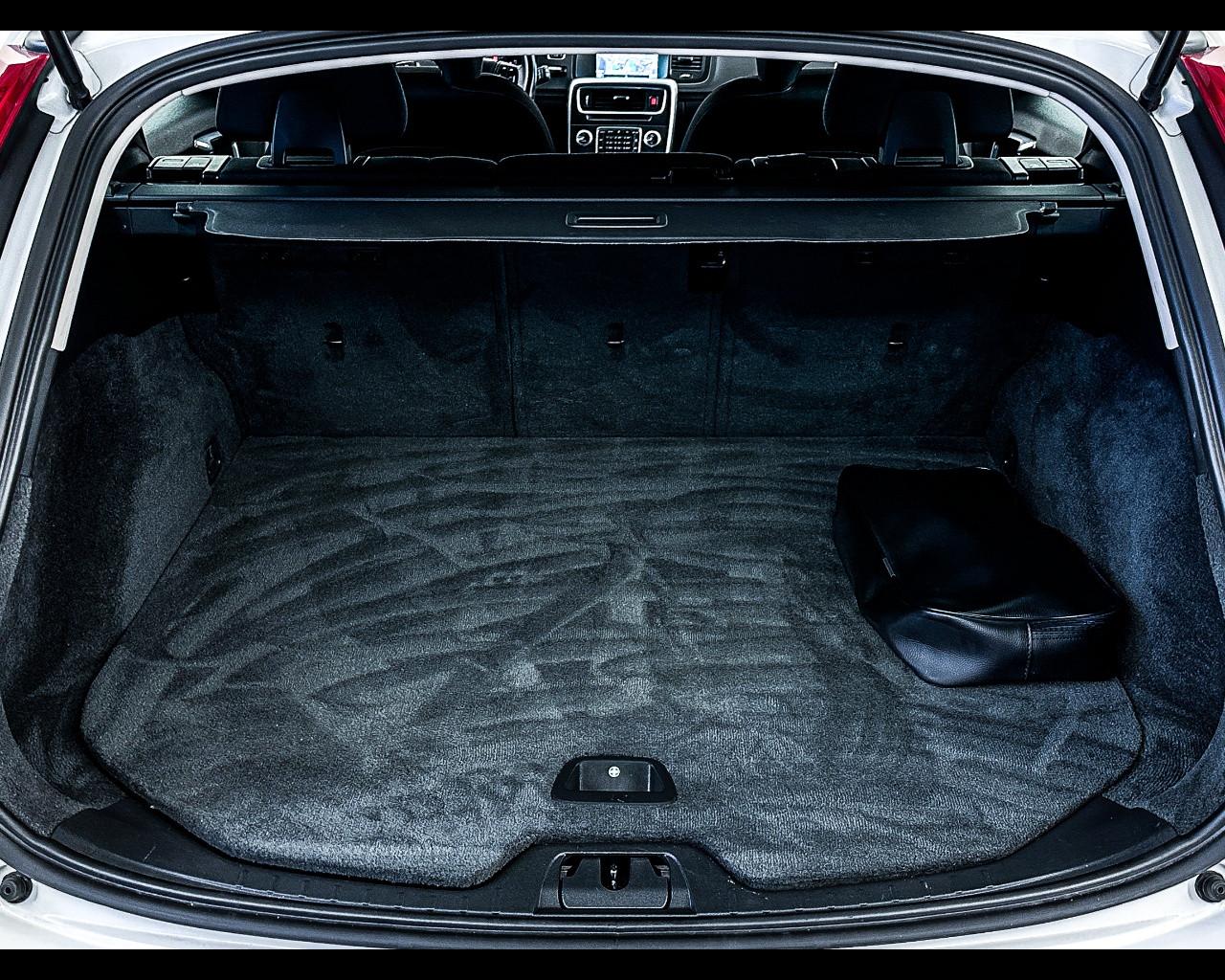 VOLVO V60 (2010-2018) - V60 D2 1.6 Momentum