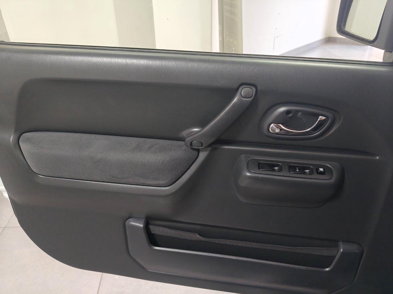 Suzuki Jimny 1.3 vvt Evolution+ 4wd E6
