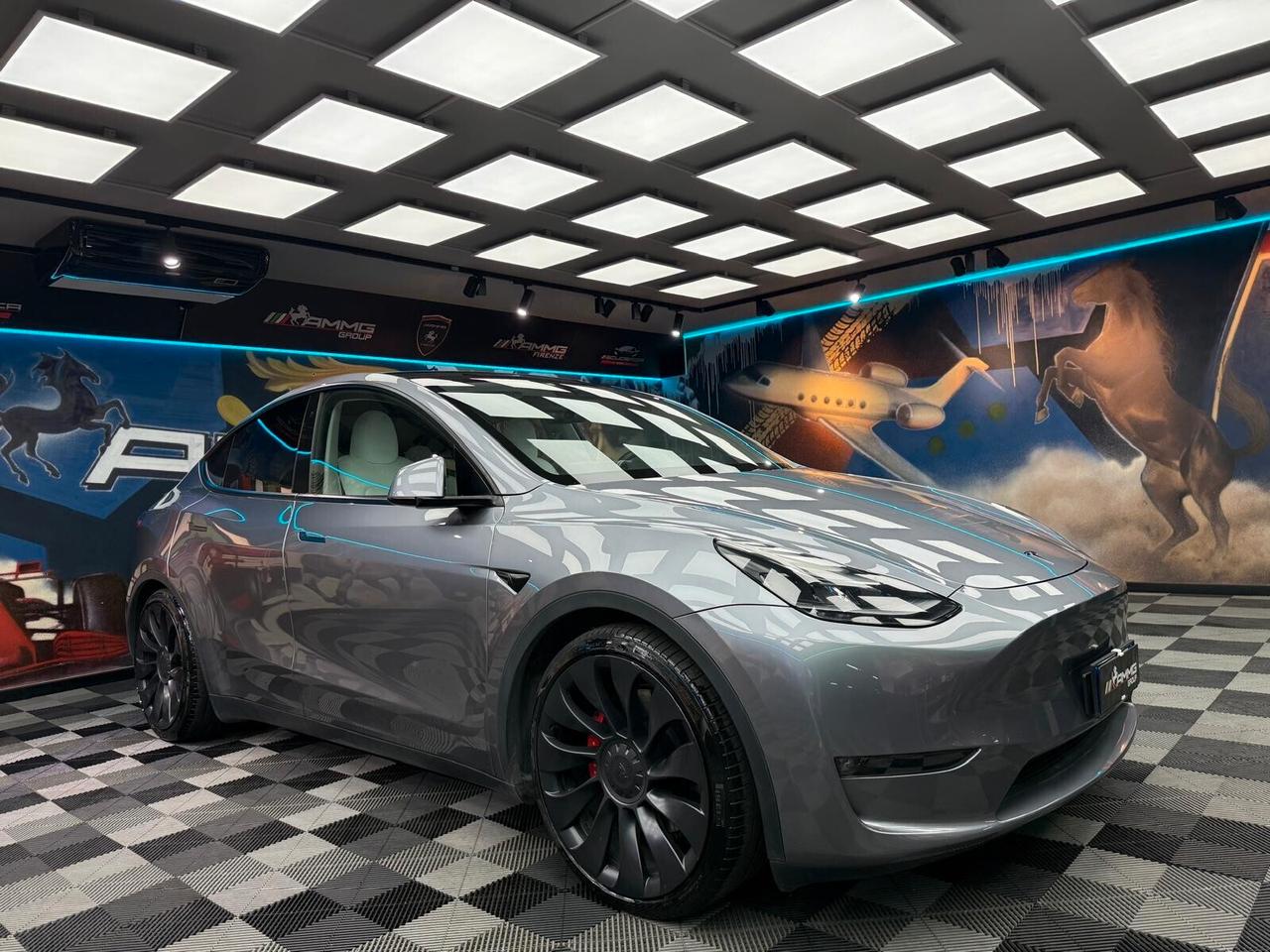 Tesla Model Y AWD PERFORMANCE (000)