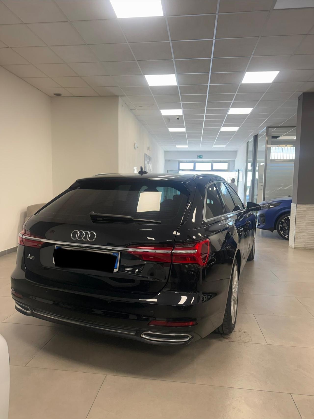 Audi A6 Avant 40 2.0 TDI S tronic Business Design
