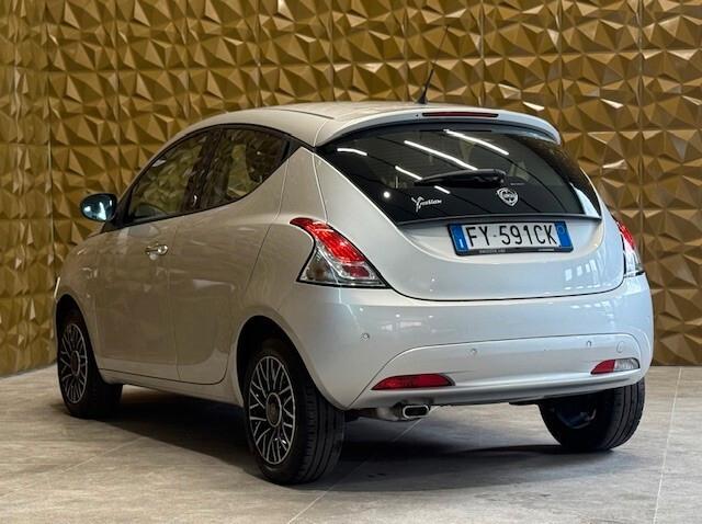Lancia Ypsilon 1.2 69 CV 5 porte GPL Ecochic Gold