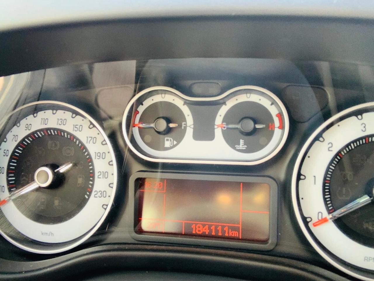 Fiat 500L 0.9 TwinAir Turbo Natural Power Lounge