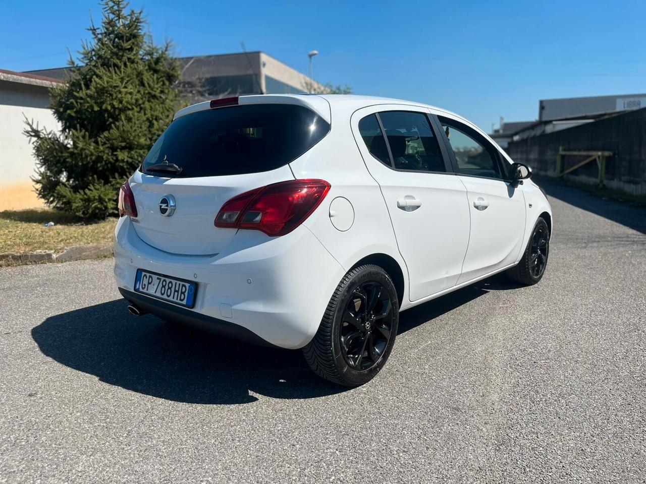 Opel Corsa 1.4 90CV GPL Tech 5 porte b-Color