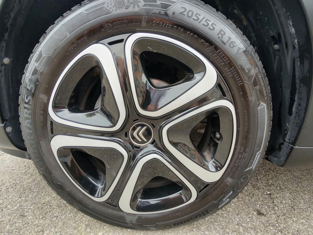 Citroen C3 PureTech 82 Shine, BENZINA, OK NEOPATENTATI, GARANZIA L.12 MESI