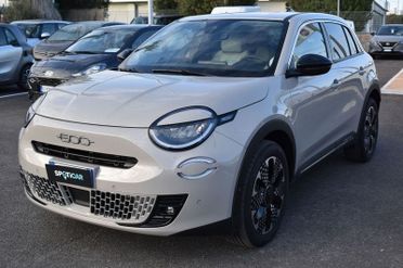 FIAT 600 1.2 Hybrid 110cv La Prima