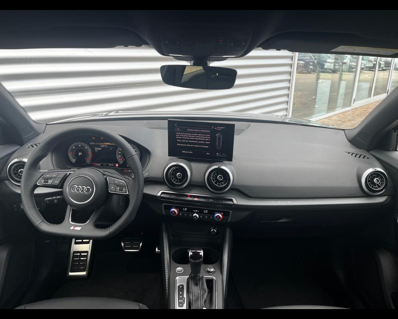 AUDI Q2 35 TDI QUATTRO S-TRONIC IDENTITY BLACK