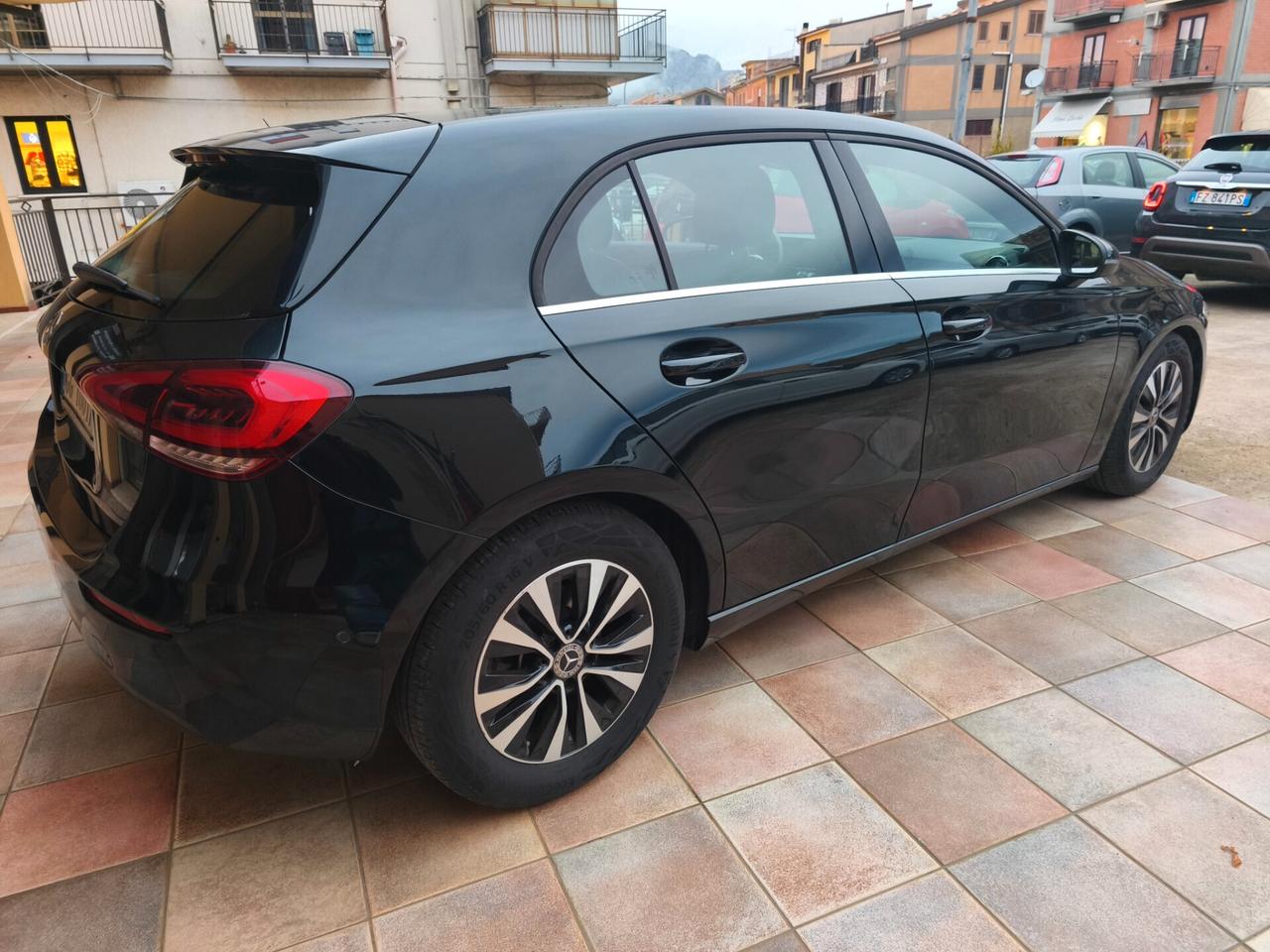 Mercedes A 180d Motore Mercedes 2.0