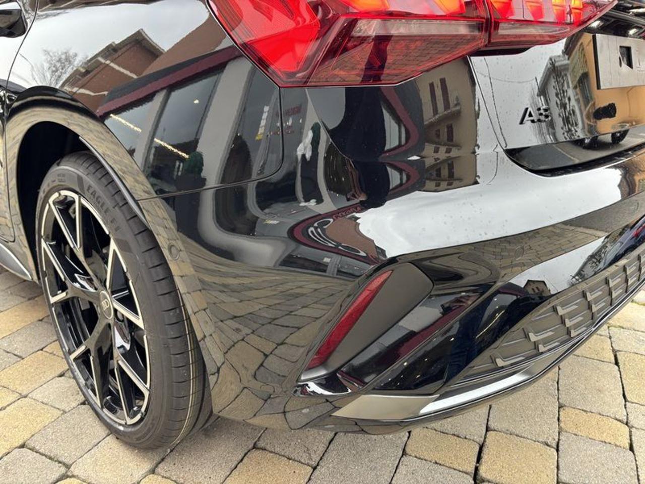 Audi A3 SPB TFSI 110 kW S tronic S line edition MATRIX