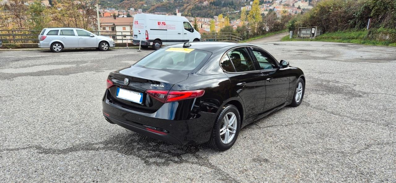 Alfa Romeo Giulia 2.2 Mj 150CV Bus.-km82.000-2017
